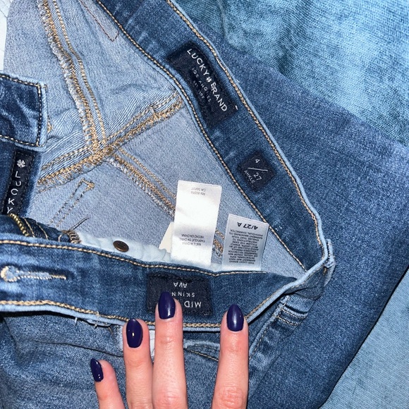 Lucky Brand Ankle Jeans - Picture 3 of 3